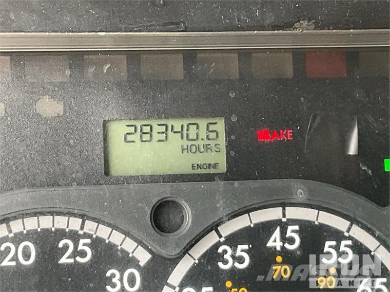 Freightliner Cascadia 125 6x4 T/A Sleeper Truck Tractor Vilcēji