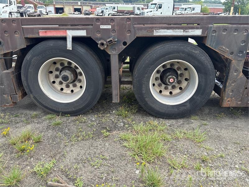 Freightliner Cascadia 113 Camiones portavehículos