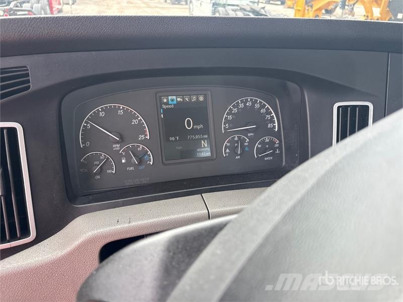 Freightliner Cascadia 116 Vlačilci