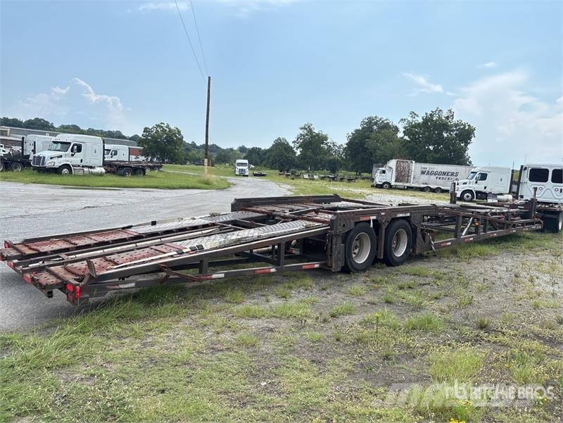 Freightliner Cascadia 113 Camiones portavehículos