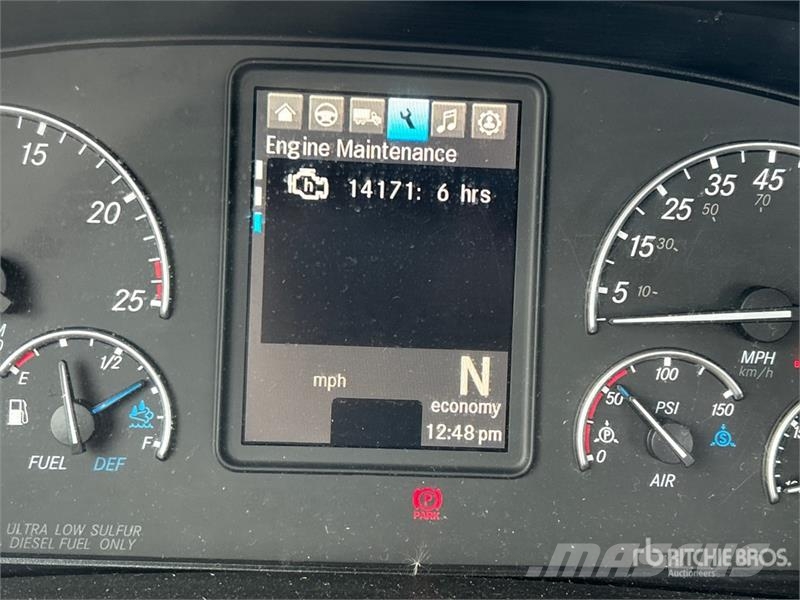 Freightliner Cascadia 126 Tractor Units