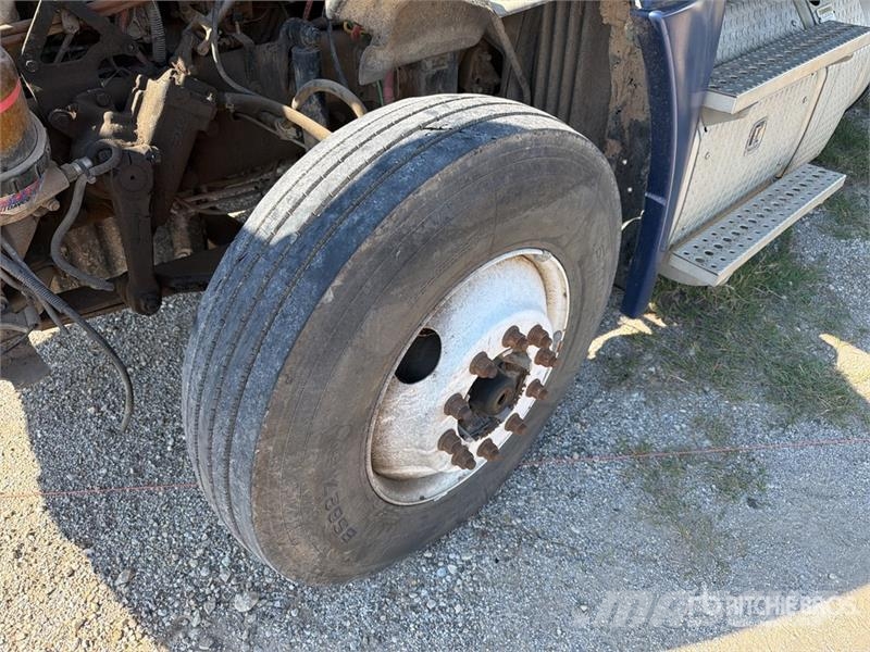 Freightliner Cascadia 125 Тягачі
