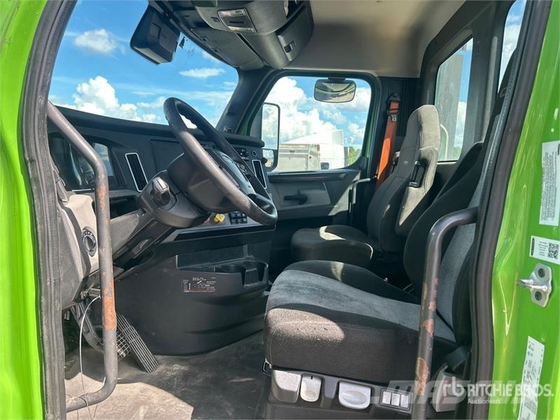 Freightliner Cascadia 116 Vlačilci