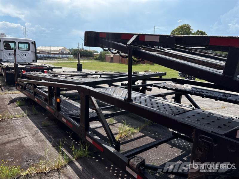 Freightliner Cascadia 113 Camiones portacoches