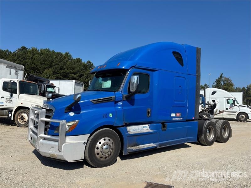 Freightliner Cascadia T/A Sleeper Truck Tractor 6x4 T/A Sleeper Tractor Units