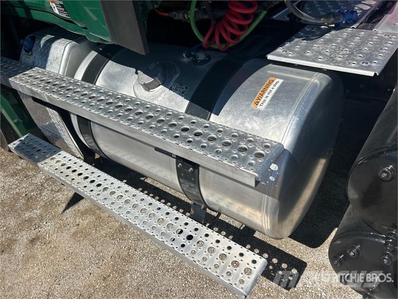 Freightliner Cascadia 126 Τράκτορες