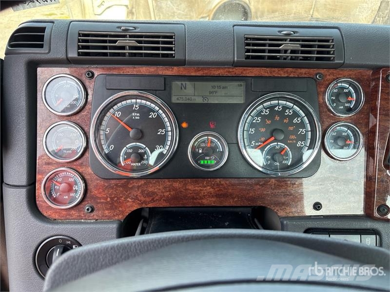 Freightliner Cascadia 113 Camiones portacoches