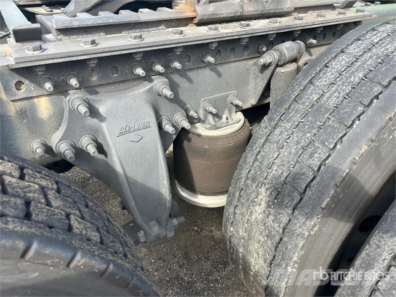 Freightliner Cascadia 116 وحدات الجر