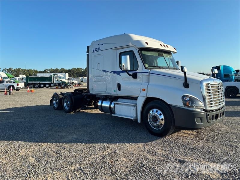 Freightliner Cascadia 125 Sadulveokid