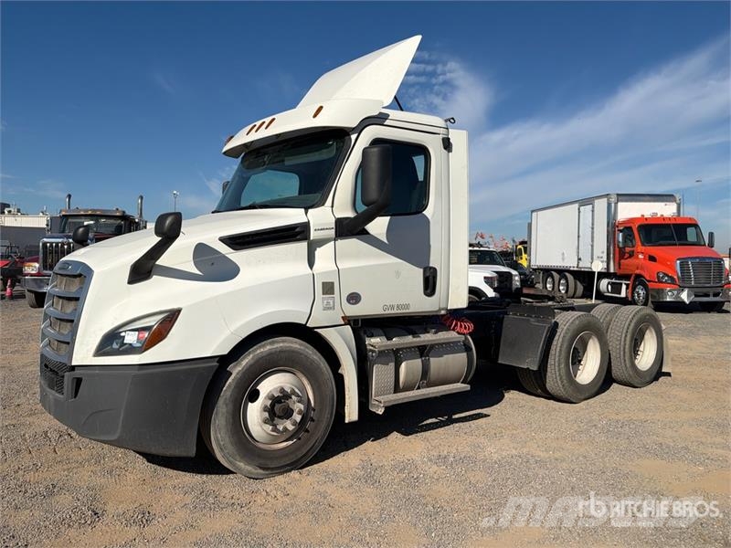 Freightliner Cascadia 126 Vlačilci