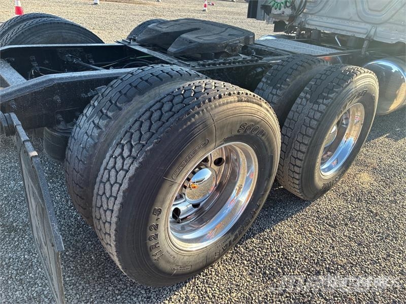 Freightliner Cascadia 125 Влекачи
