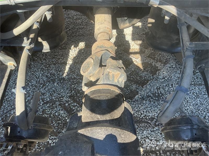 Freightliner Cascadia 125 6x4 T/A Sleeper Truck Tractor 中古トラクターヘッド | トレーラーヘッド