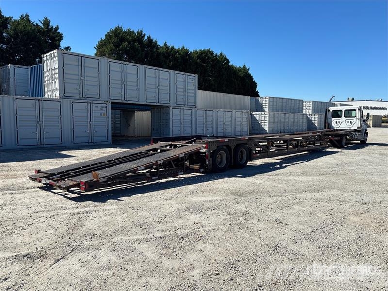 Freightliner Cascadia 113 Car Carrier Truck Camiões de Transporte Auto
