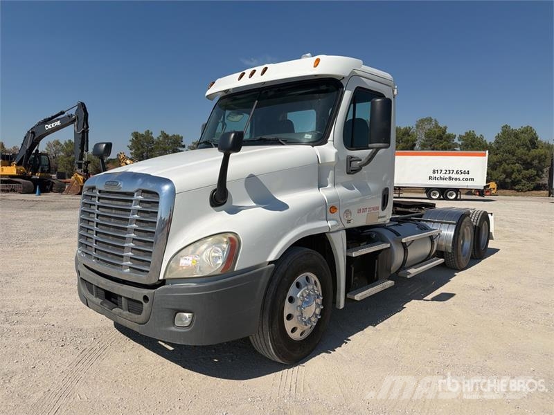 Freightliner Cascadia 125 Седельные тягачи
