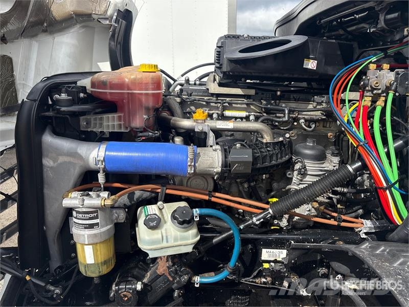 Freightliner Cascadia 126 Влекачи