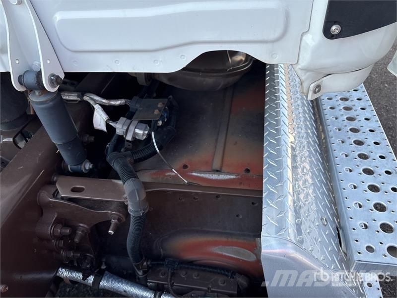 Freightliner Cascadia 113 Camiones portacoches