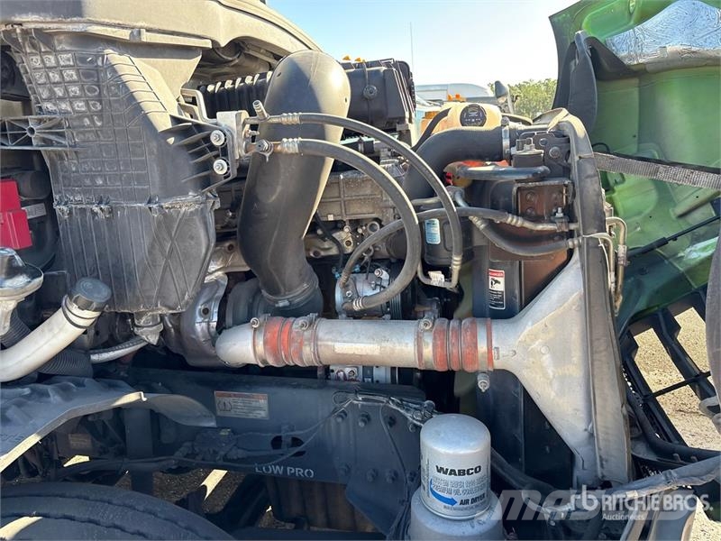 Freightliner Cascadia 116 Trekkers