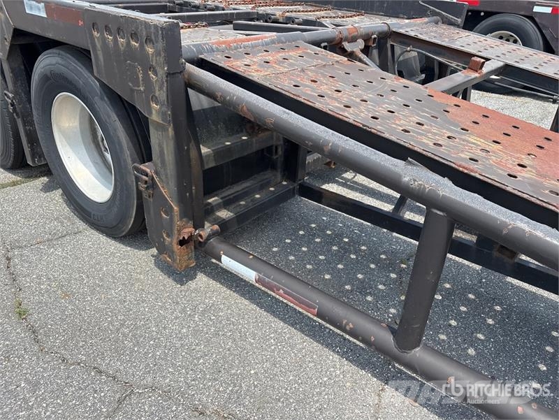 Freightliner Cascadia 113 Camiones portavehículos