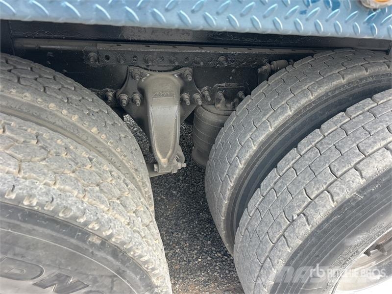 Freightliner Cascadia 113 Camion benne