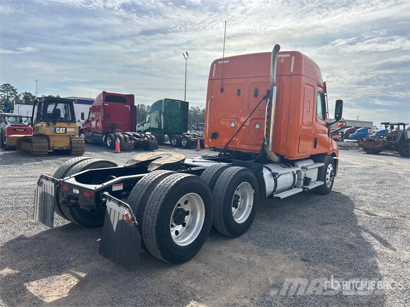 Freightliner Cascadia 116 Trækkere