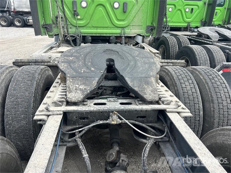 Freightliner Cascadia 116 Trekkvogner