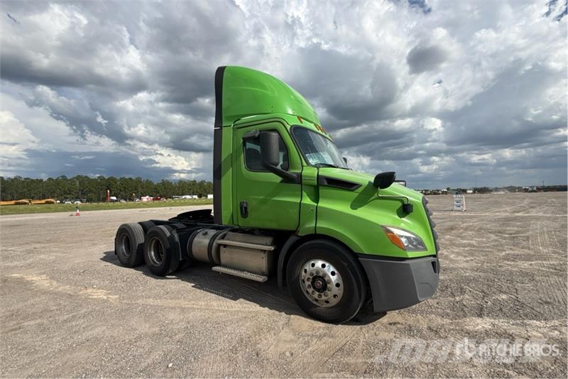 Freightliner Cascadia 116 曳引機組件
