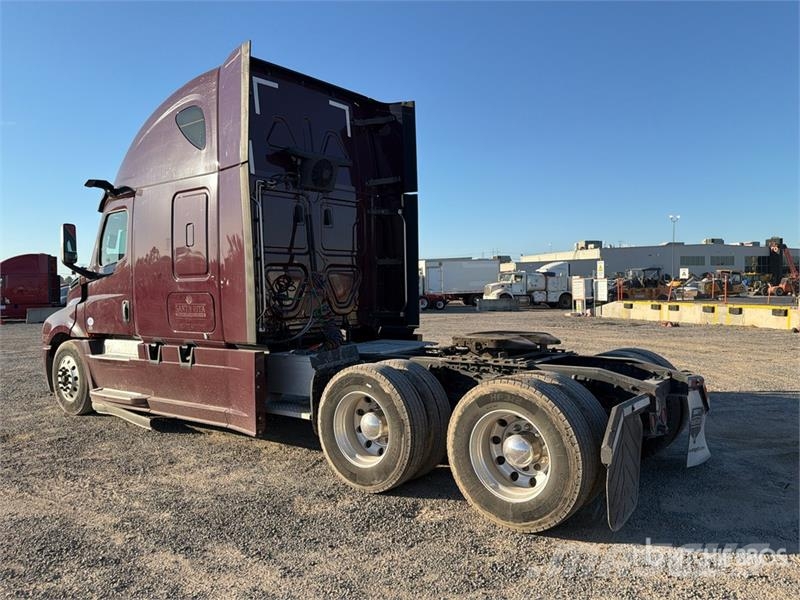 Freightliner Cascadia 126 Motrici e Trattori Stradali