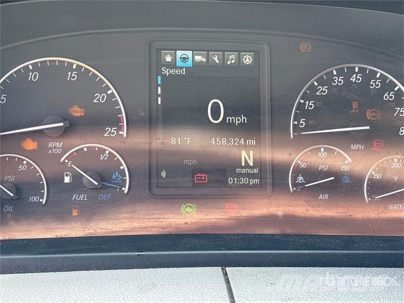 Freightliner Cascadia 126 Седельные тягачи