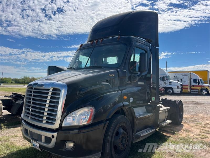 Freightliner Cascadia 113 Седельные тягачи