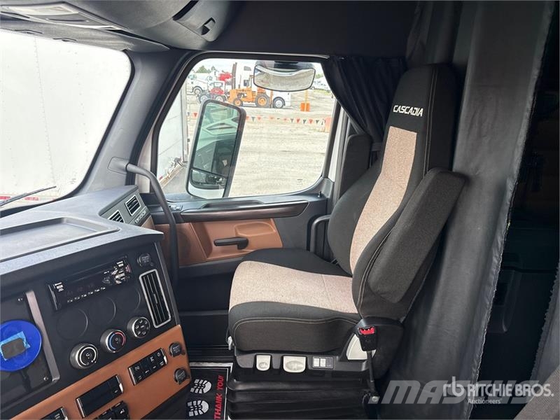 Freightliner Cascadia 126 Влекачи