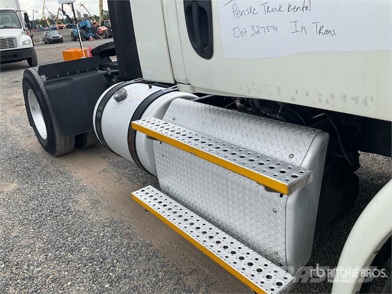 Freightliner Cascadia 113 Çekiciler