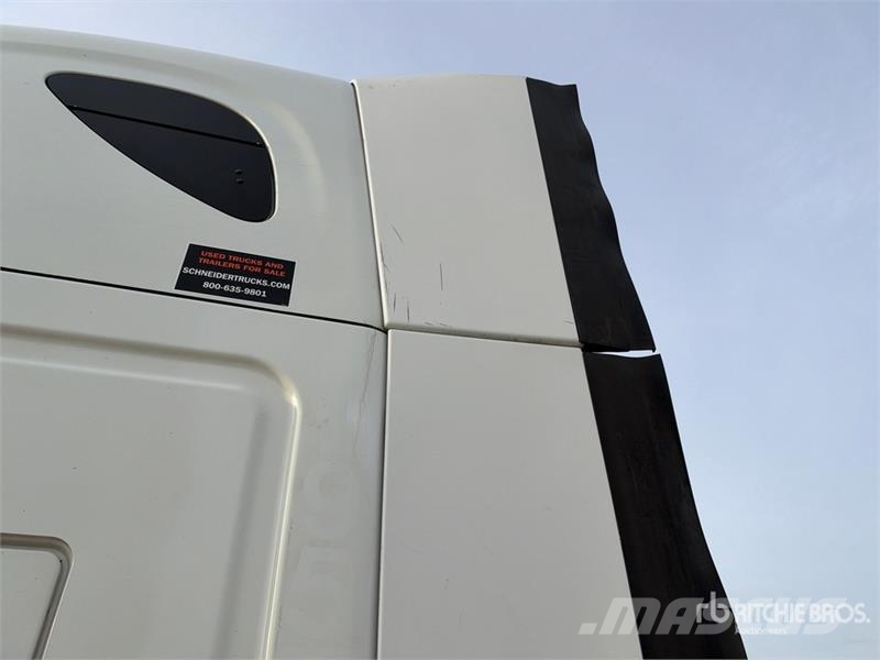 Freightliner Cascadia 125 6x4 T/A Sleeper Truck Tractor Sattelzugmaschinen