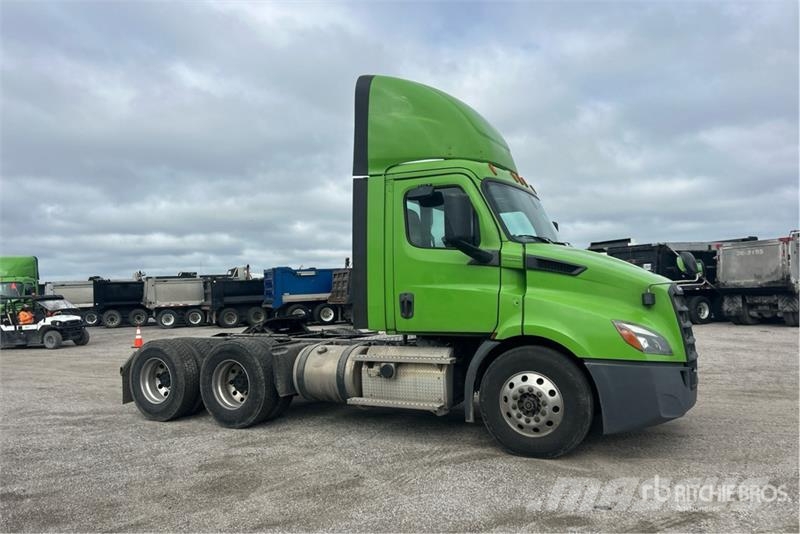 Freightliner Cascadia 116 Trekkvogner