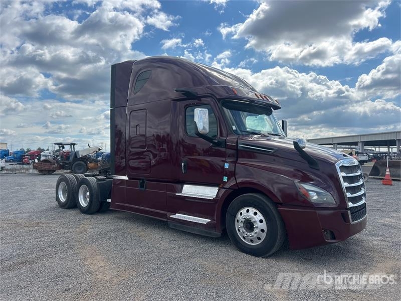 Freightliner Cascadia 126 Vlačilci