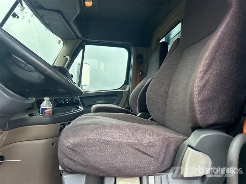 Freightliner Cascadia 113 Camion benne