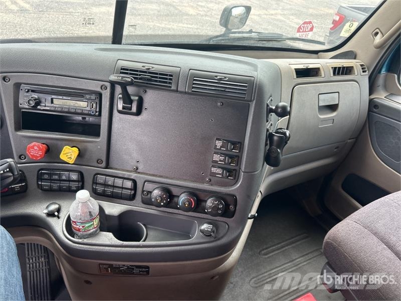 Freightliner Cascadia 113 Camion benne