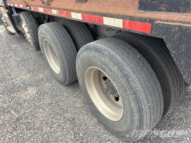 Freightliner Cascadia 125 Kipper