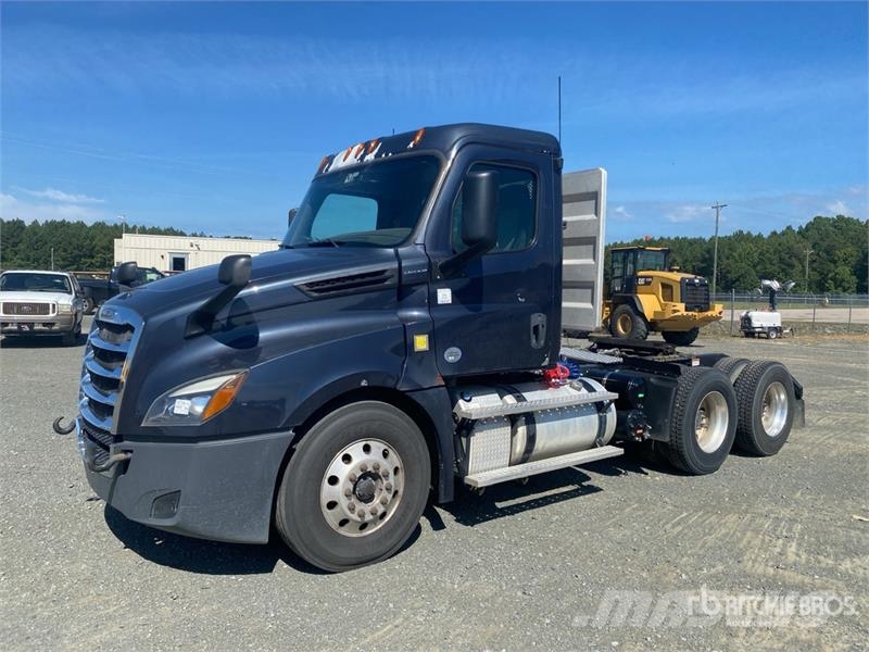 Freightliner Cascadia 126 Camiones tractor