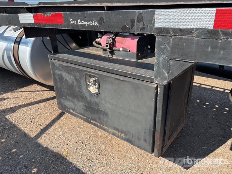 Freightliner Cascadia 113 Camiones portacoches