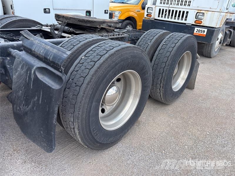 Freightliner Cascadia 125 Sadulveokid