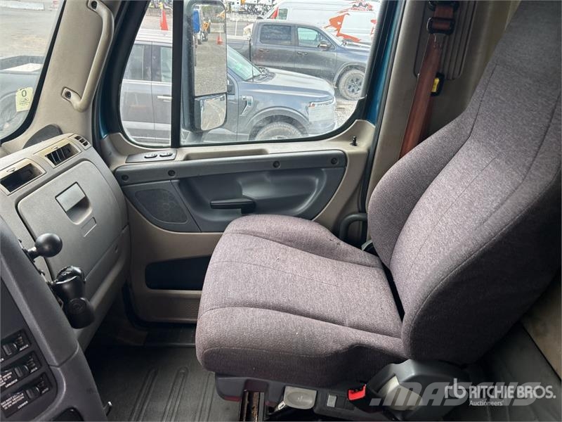 Freightliner Cascadia 113 Camion benne
