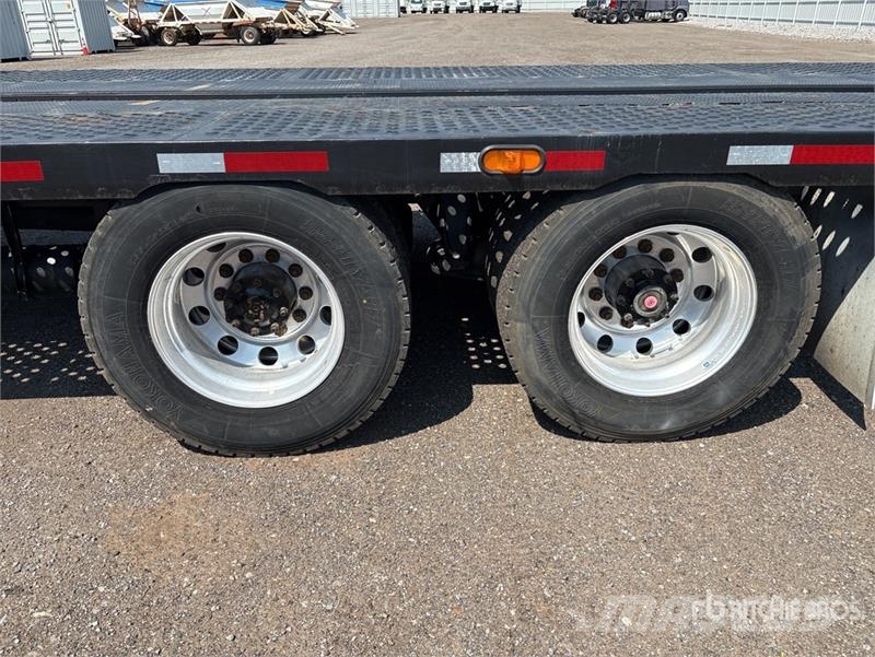 Freightliner Cascadia 113 6x2 Sleeper Car Carrier Truck Biltransportbilar