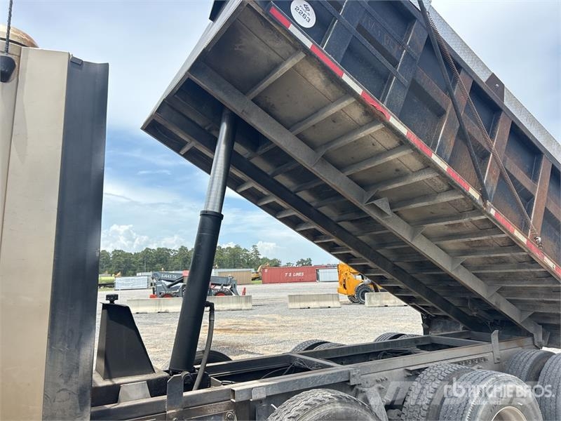 Freightliner Cascadia 125 Kipper