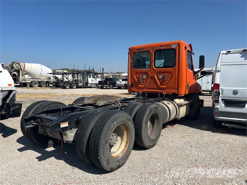 Freightliner Cascadia 116 Tractor Units