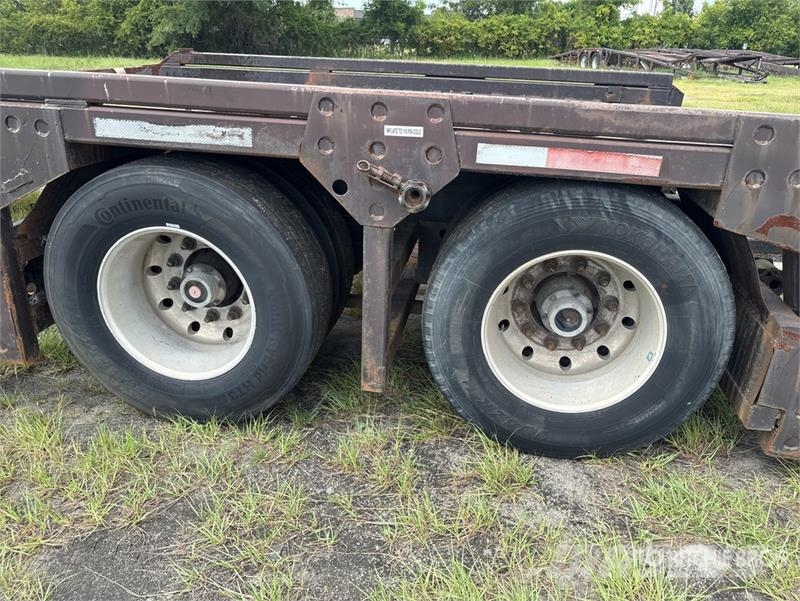 Freightliner Cascadia 113 Camiones portavehículos