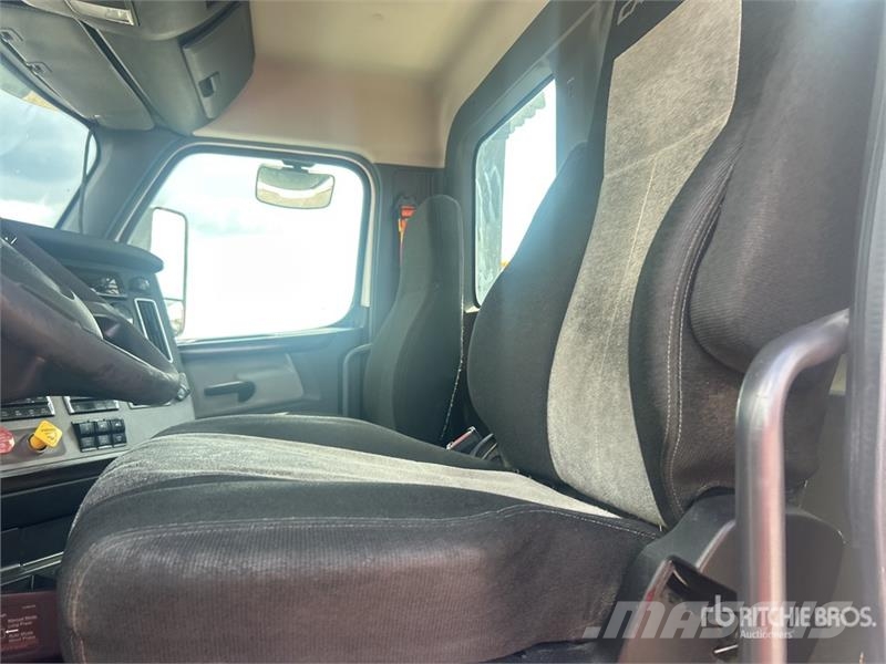 Freightliner Cascadia 116 Vlačilci