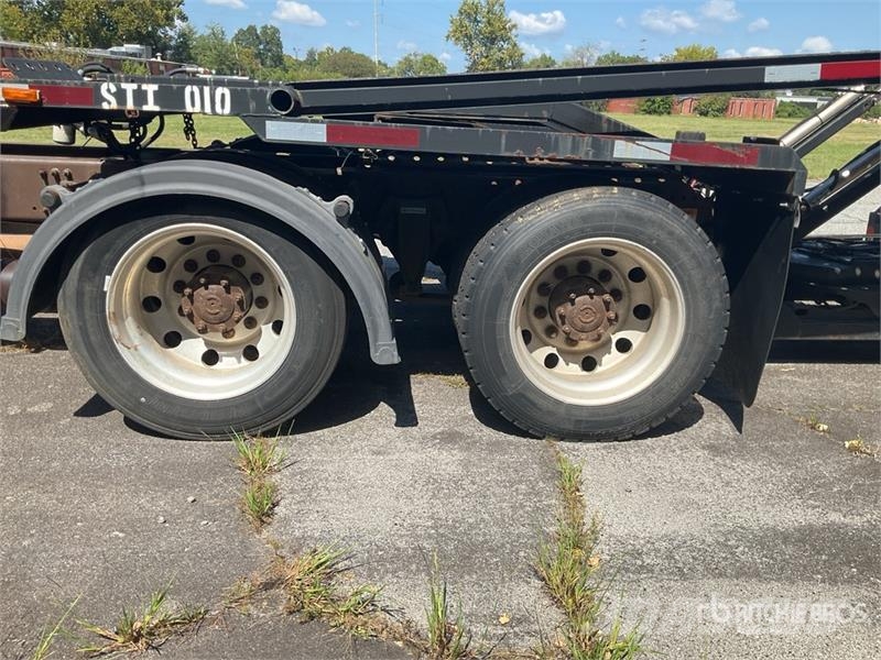 Freightliner Cascadia 113 6x4 Sleeper Car Carrier Truck Evakuatori