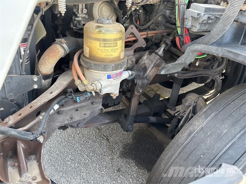 Freightliner Cascadia 113 Camiones portacoches