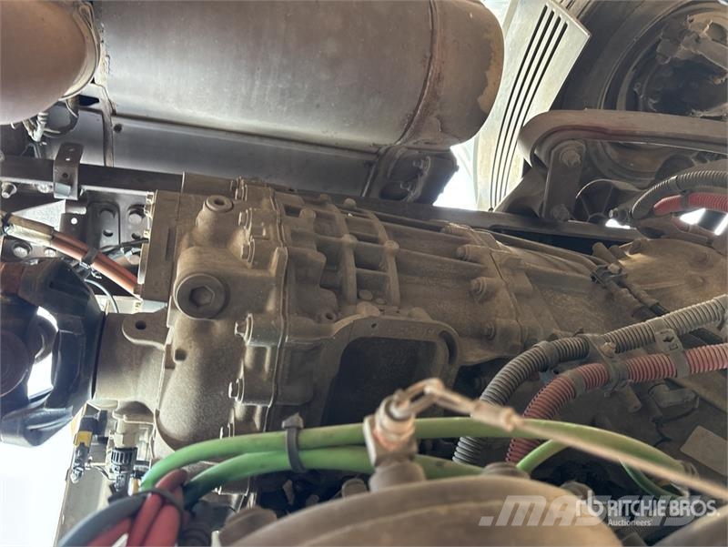 Freightliner Cascadia 113 Camiones portacoches