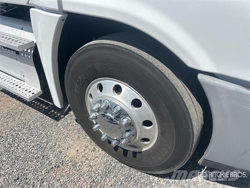 Freightliner Cascadia 125 Седельные тягачи